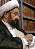 اهدای کتب شخصی مرحوم حجة الاسلام والمسلمین علی دوانی به دانشگاه قرآن و حدیث