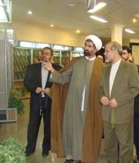 گزارش تصویری از بازدید رییس مرکز تحقیقات راهبردی دفاعی از مؤسسه دارالحدیث