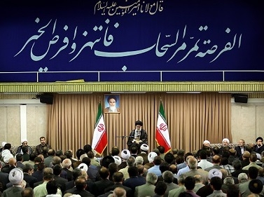 تأثیر شیطان در دستگاه محاسبه‌ى ما، از راه تهدید و تطمیع است