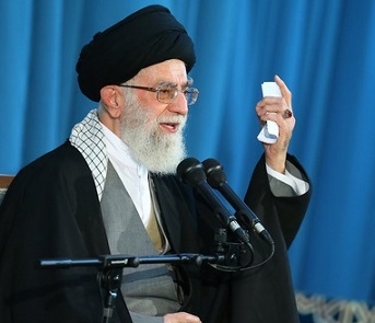 اسلام امروز مجهز شده و نیروی عظیم اسلامی با ابزار گوناگون در دنیا گسترده است