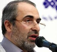 خبیر قرآنی ایرانی یطالب قراء القرآن المراهقین فی ایران بتعلم الأدب العربی