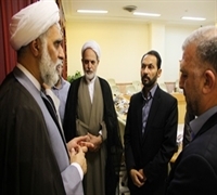 تسلط اساتید دانشگاه به زبان‌های روز دنیا ضروری است