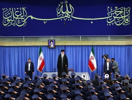 اگر جمهوری اسلامی را نصرت دهید، خدا شما را نصرت می‌کند
