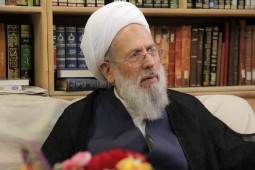 آیت‌الله ری‌شهری: «خاطرات آموزنده» را برای مطالعه پیشنهاد می‌کنم