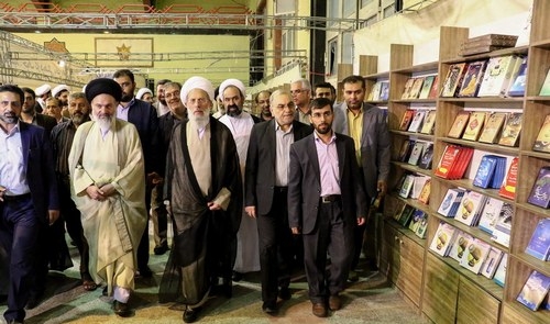 تقدیر از فعالیت‌های گسترده حوزه علمیه قم در ترویج فرهنگ قرآنی