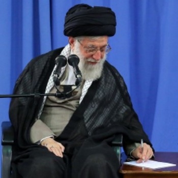 جامعه‌ای خانواده محور بر پایه الگوی اسلامی خانواده