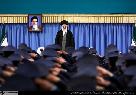رزق لایحتسب باید در همه‌ی کارهای جبهه‌ی مؤمن رعایت شود