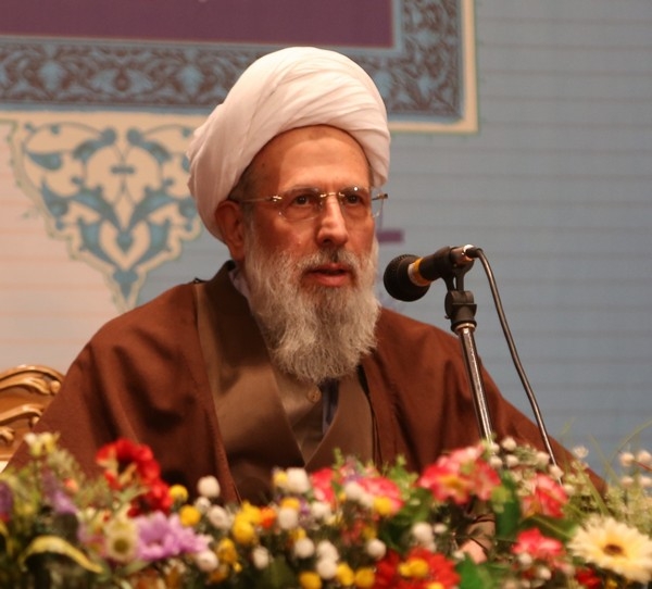 متقین اعمال نیکشان را زیاد نمی‌بینند