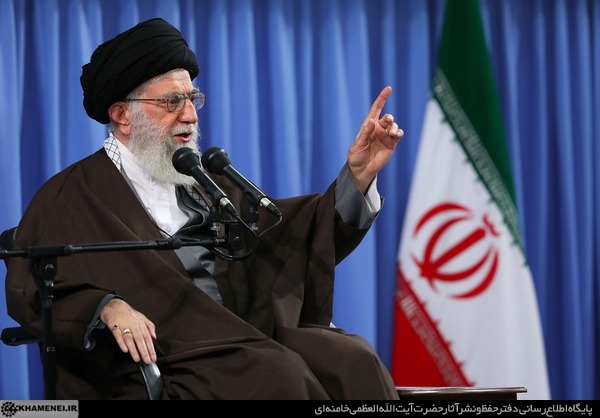 تثبیت هنجارهای انقلاب و ایجاد جامعه اسلامی نیازمند مبارزه است