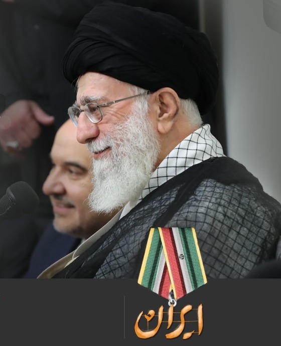خاضع شدن در برابر هنجارهای استکبار، ارزش نیست