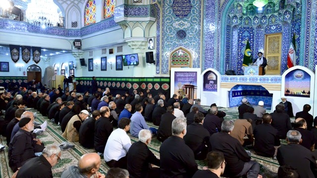 مهمترین درس مکتب حضرت امام حسین(ع) ایستادگی و مقاومت است