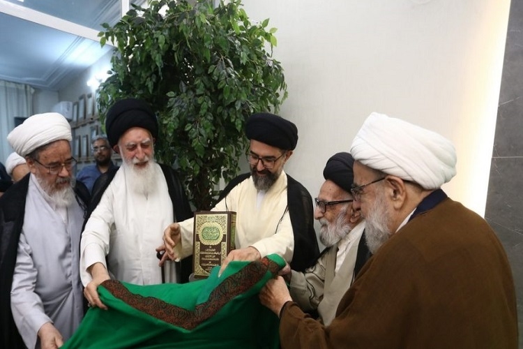 کتاب «کلمات سید العرب؛ أبی الحسن علی بن أبی طالب(ع)» رونمایی شد