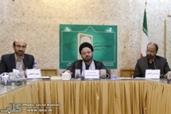 تحلیل متون کهن ، مزیت « دانشنامه امام حسین (ع) » است